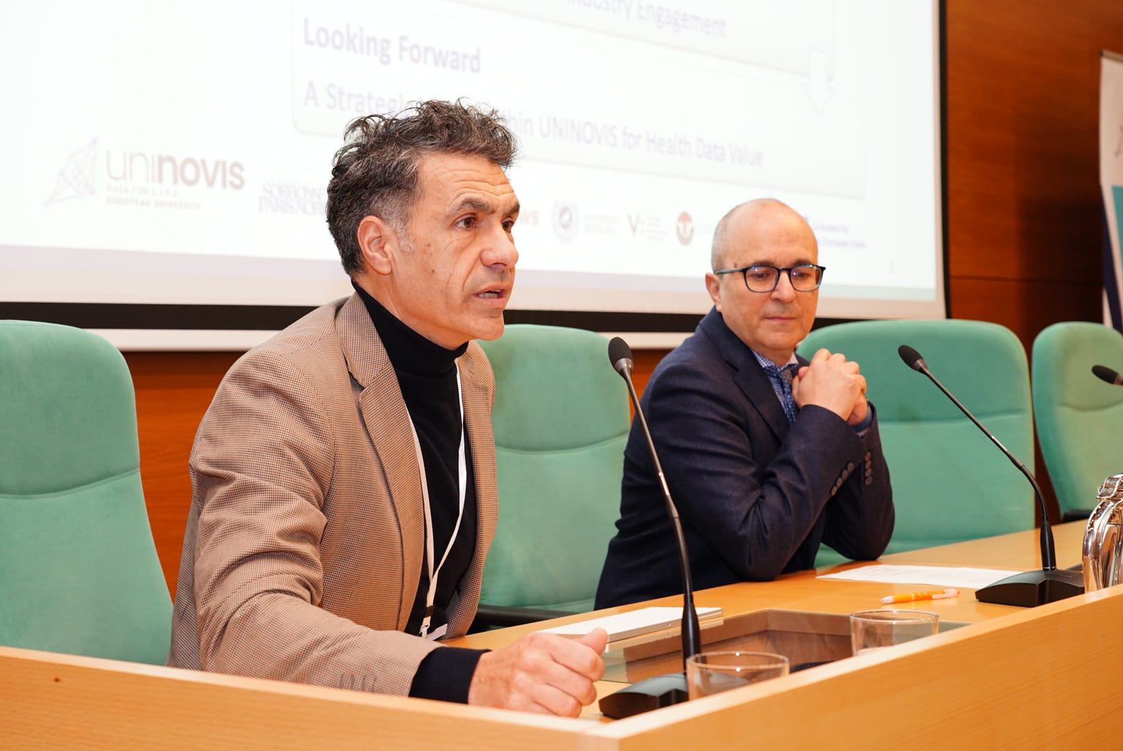 Round table on university–private sector collaboration